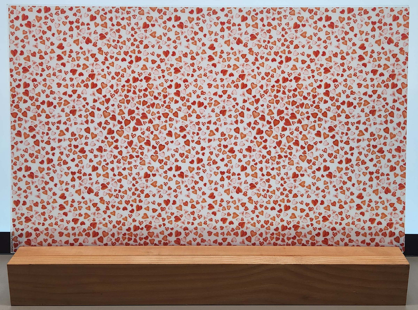 DecoCraft - Valentine's Day - Watercolor Hearts