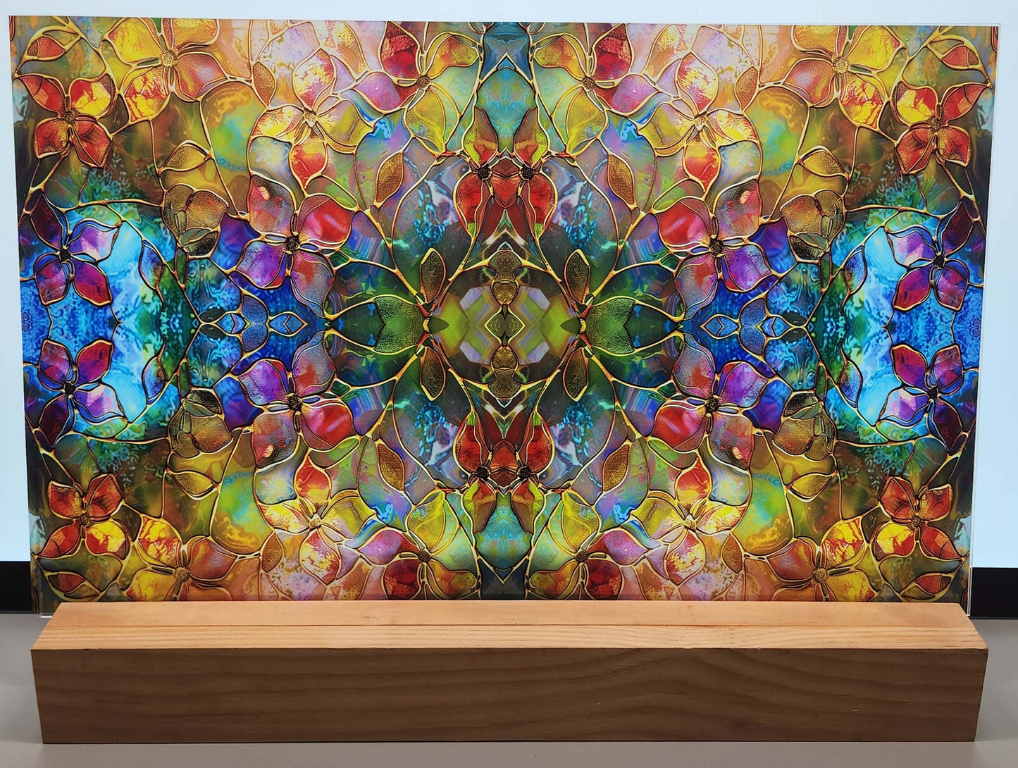 DecoCraft - Iridescent Collection - Stained Glass - Rainbow