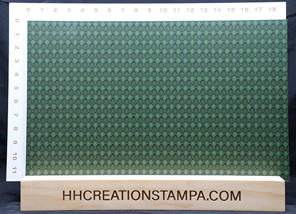 DecoCraft - Mardi Gras - Elegant Green Diamonds