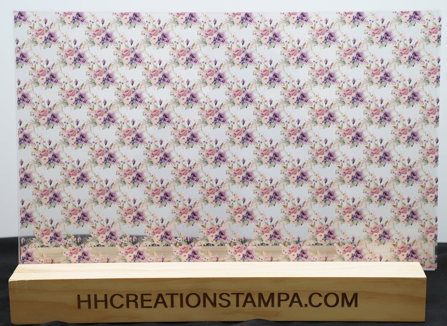 DecoCraft - Flowers & Greenery - Purple Watercolor Flowers