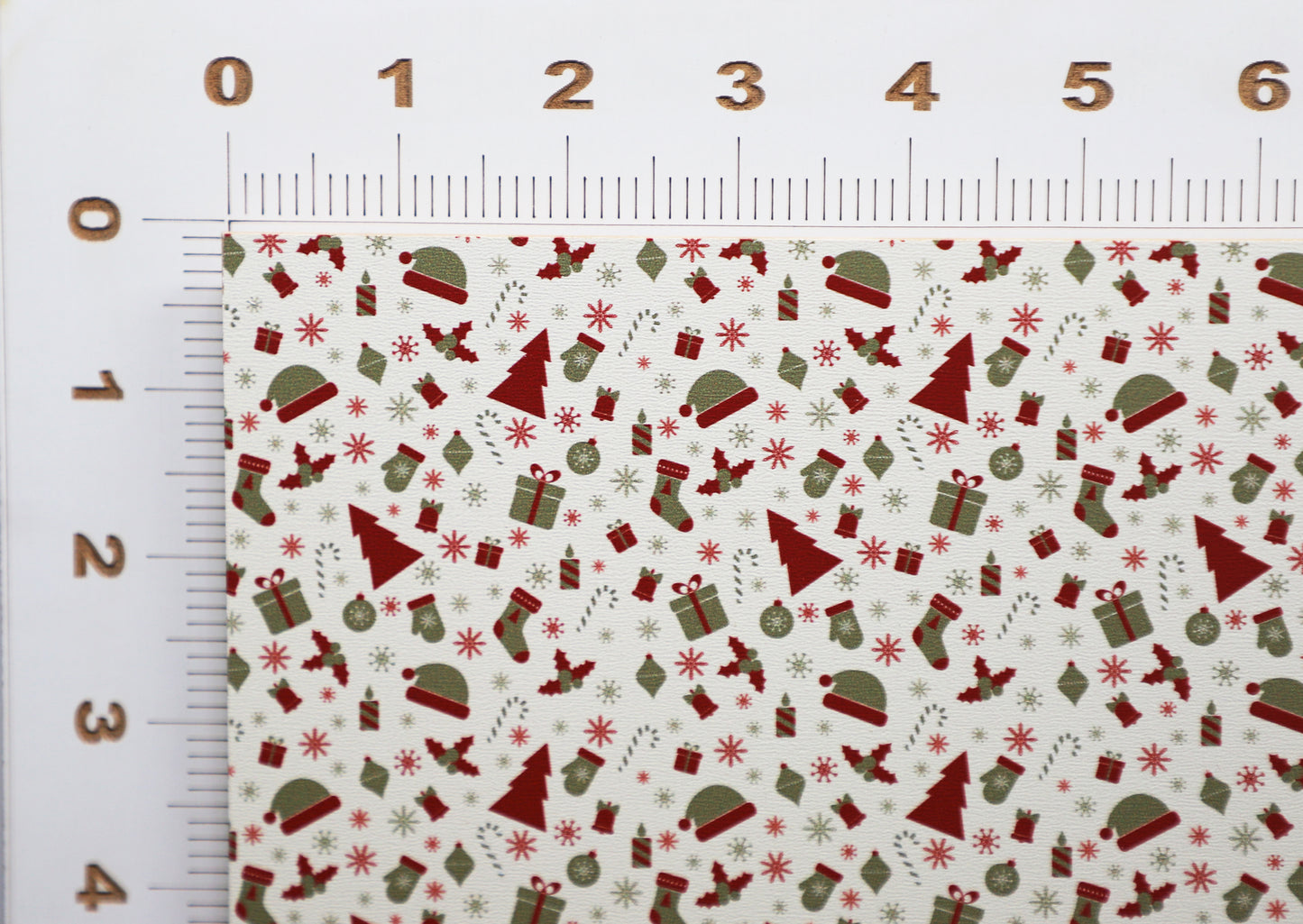 DecoCraft Christmas - Retro Christmas Cheer