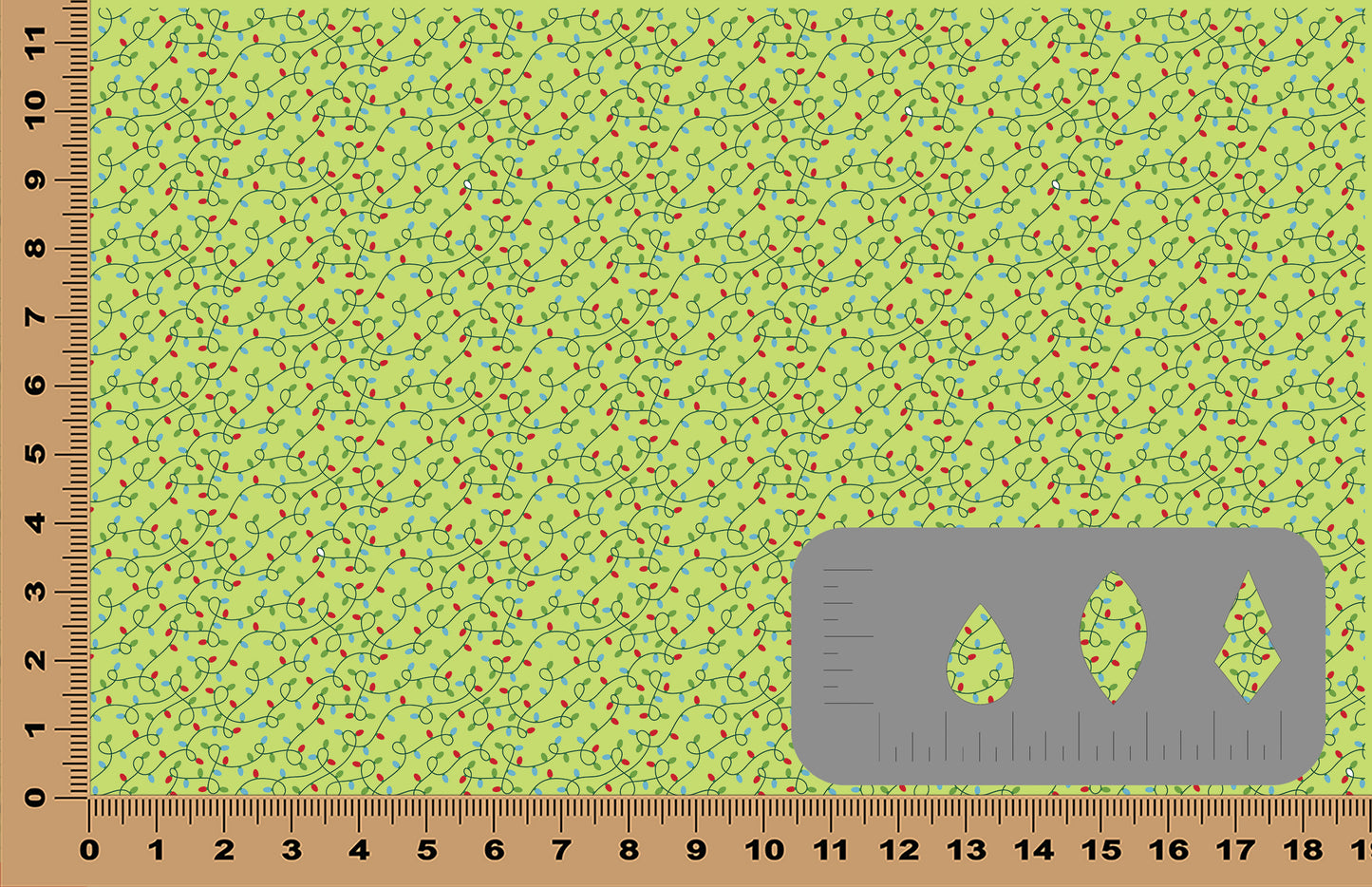 DecoCraft - Elevated Textures - Christmas - Multi-Colored Christmas Lights