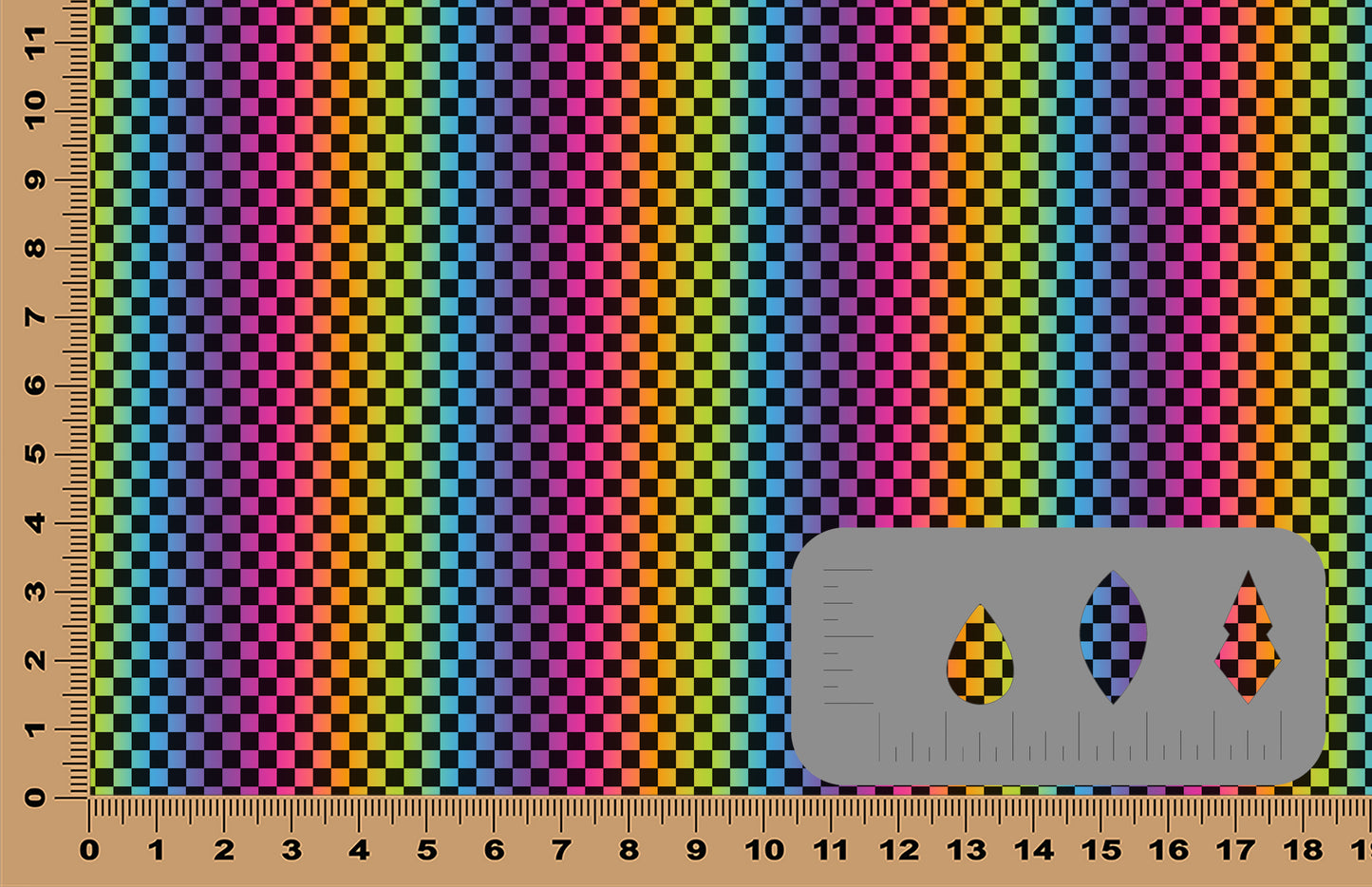 DecoCraft - Checkerboard - Rainbow Check