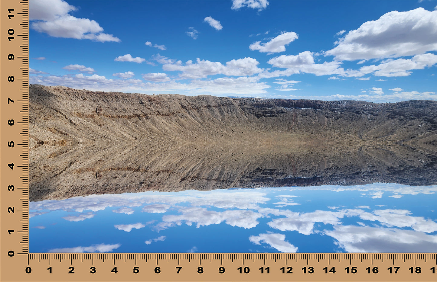DecoCraft - Photo-astic Textures (Flat) - Meteor Crater - Mirrored