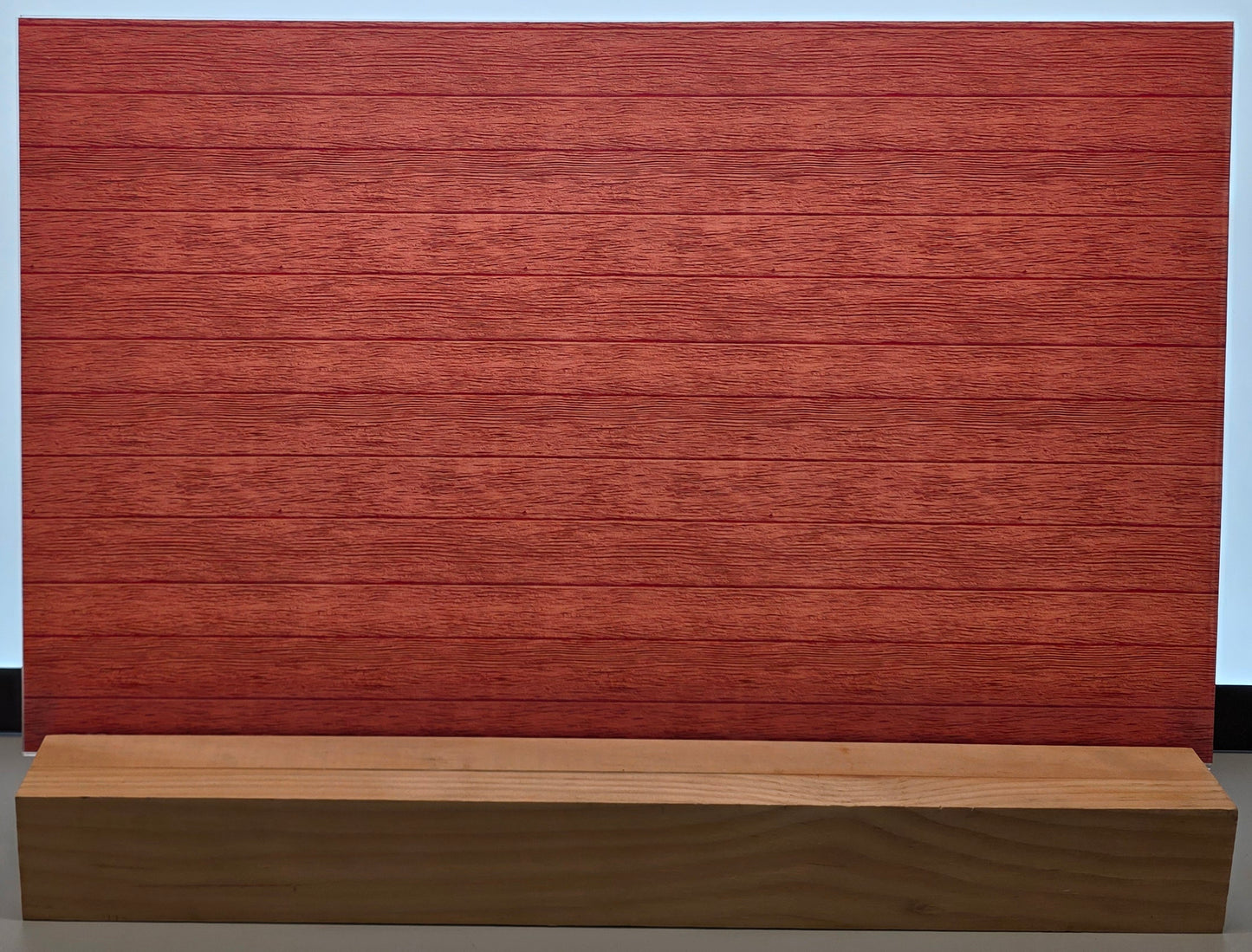 DecoCraft - Slatted Wood Collection - Barn Red
