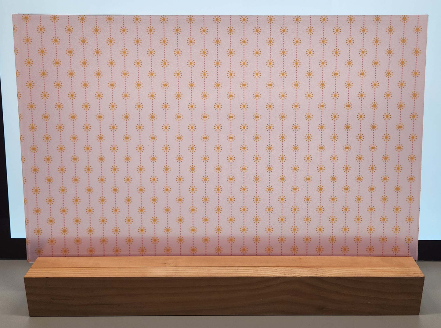 DecoCraft - Cherokee Rose - Style Sheet - Midcentury Stars - Pink