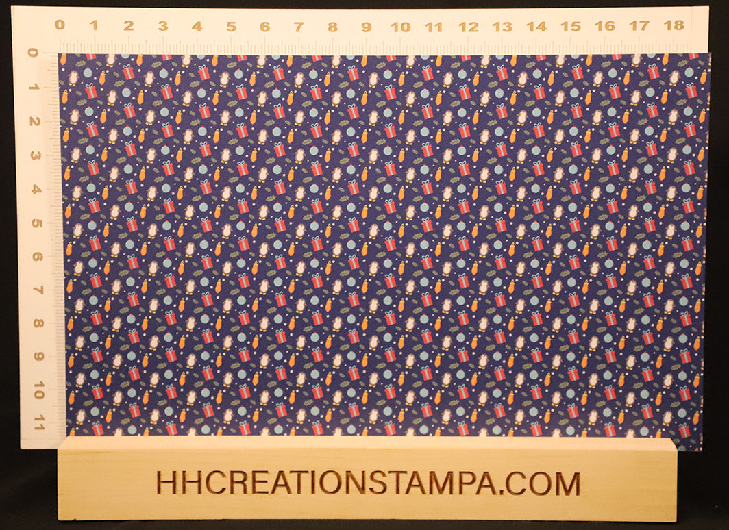 DecoCraft Christmas - Penguins - Penguin Surprise