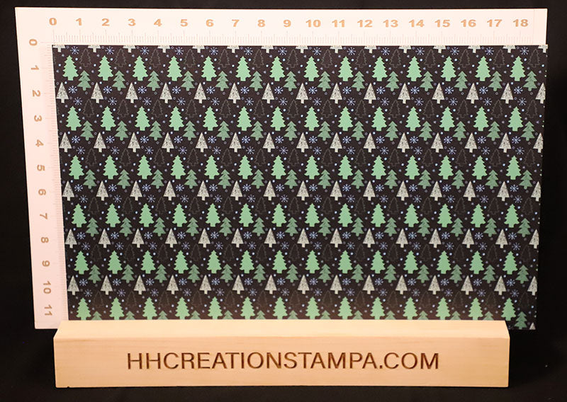 DecoCraft Christmas - Green Doodle Christmas Trees