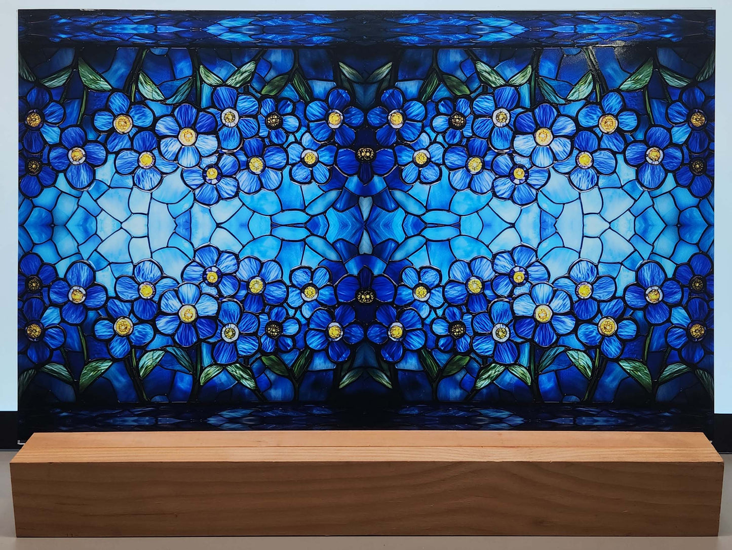DecoCraft - Elevated Textures - Realistic Stained Glass  - Blue Flowers