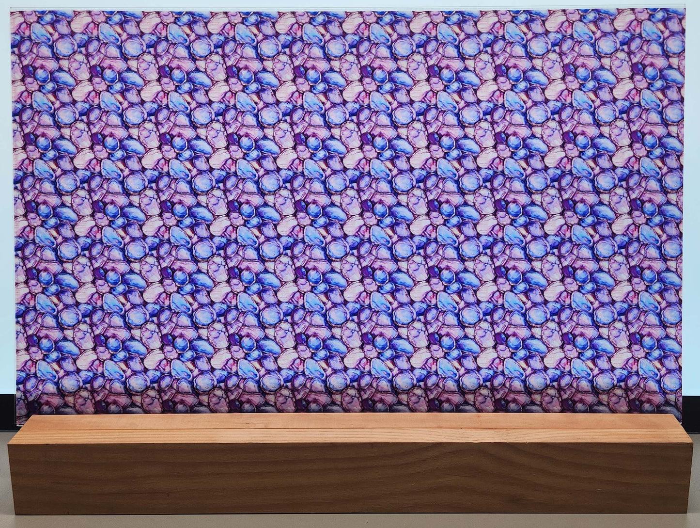 DecoCraft - Iridescent Collection - Purple Abalone