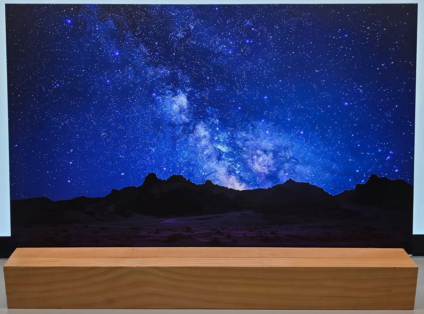 DecoCraft - Scenic Tiles Series - Milky Way Mountain