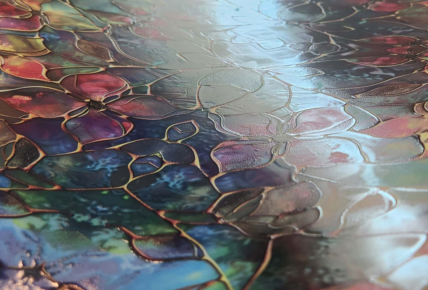 DecoCraft - Iridescent Collection - Stained Glass - Rainbow