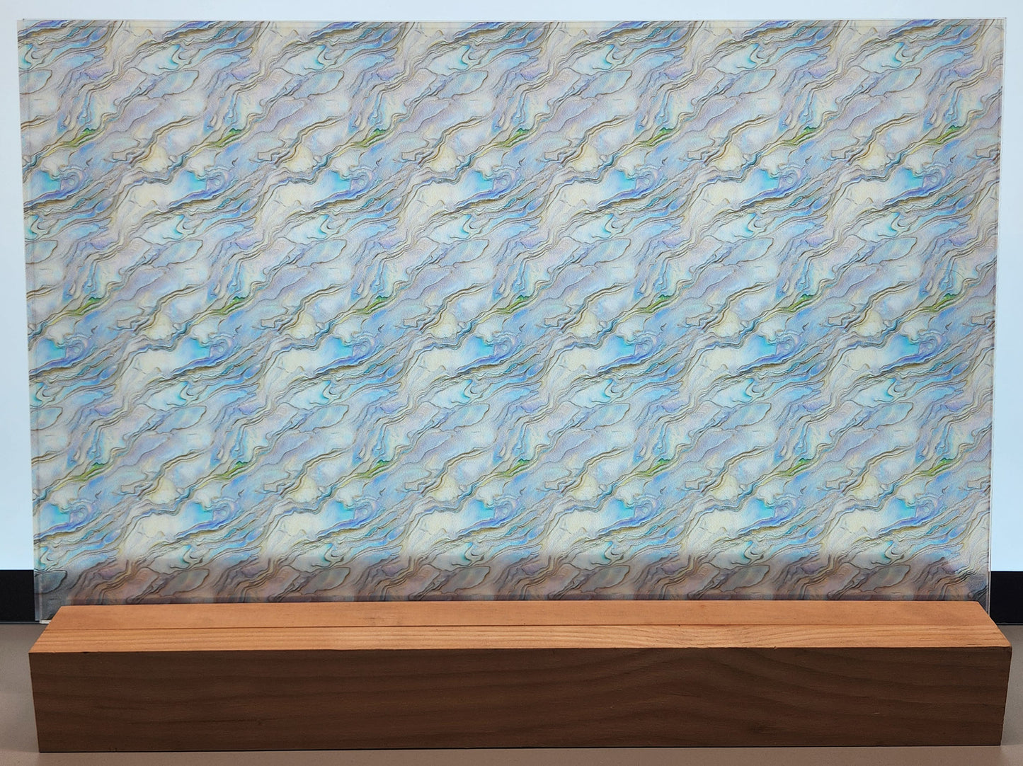 DecoCraft - Iridescent Collection - Opal Drift