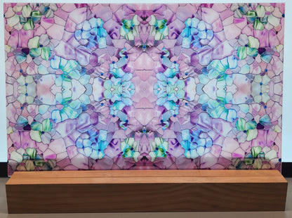 DecoCraft - Iridescent Collection - Stained Glass - Pastel Pink