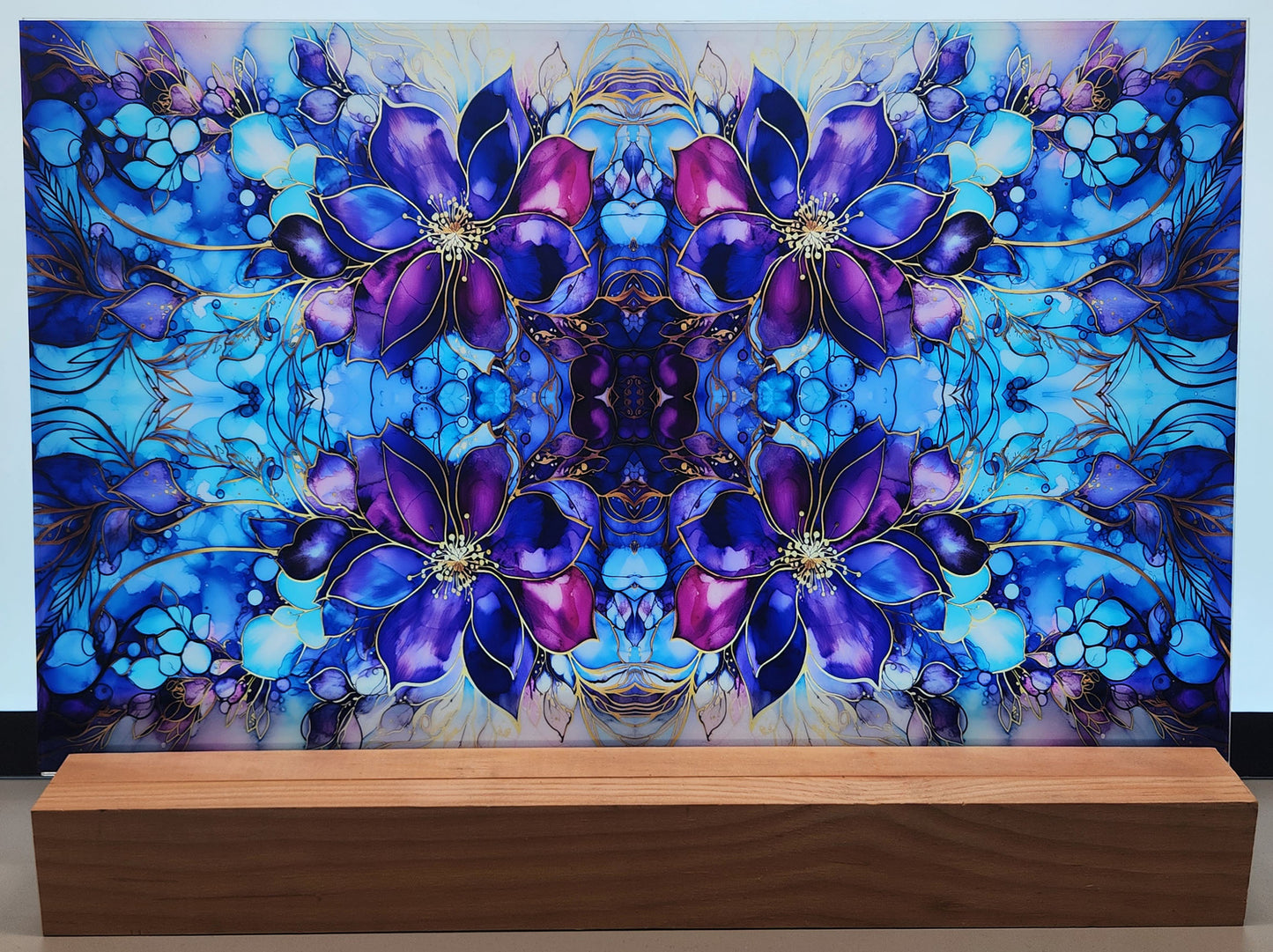 DecoCraft - Iridescent Collection - Enchanted Indigo Petals