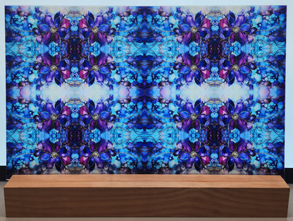 DecoCraft - Iridescent Collection - Enchanted Indigo Petals