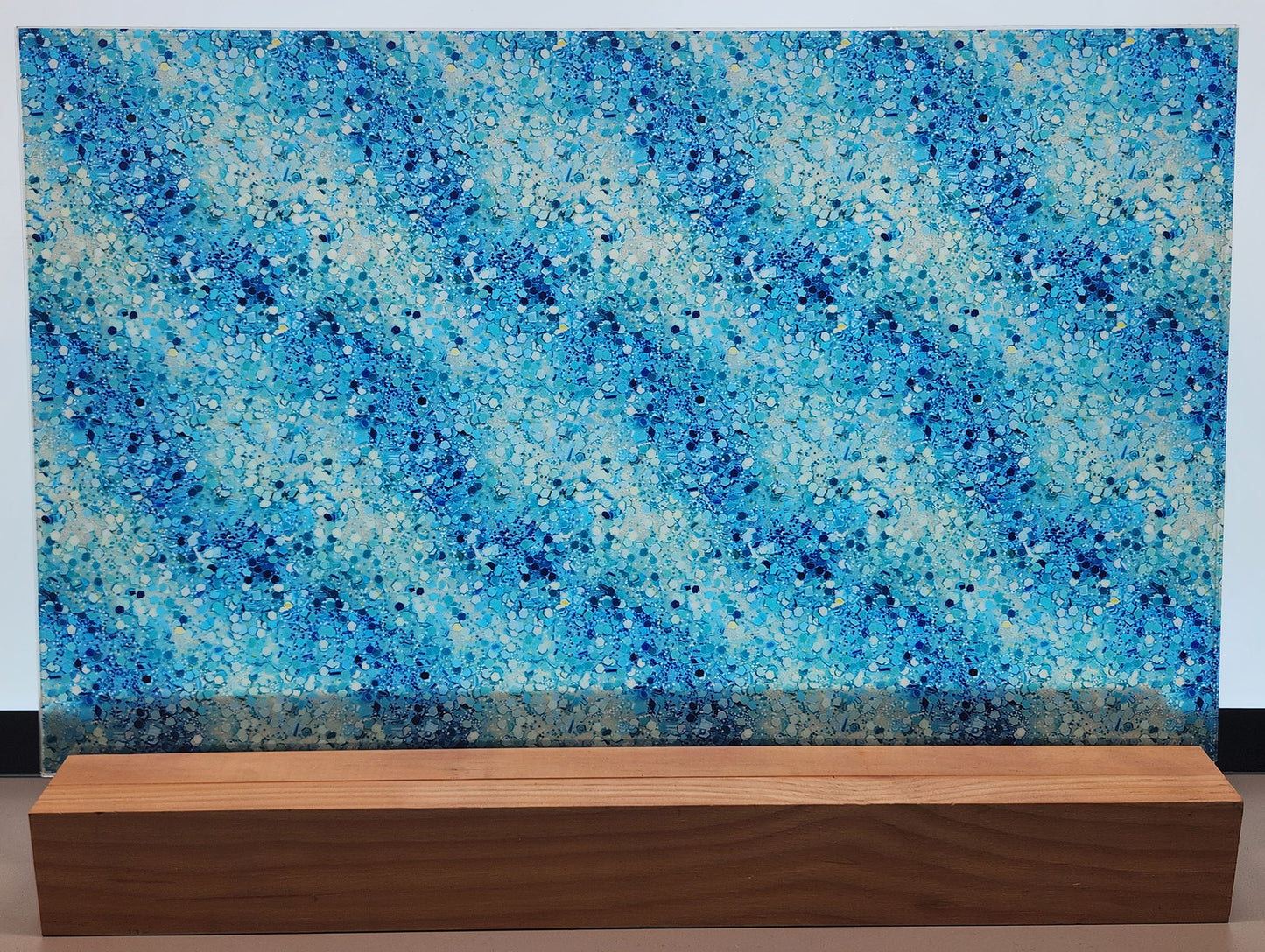 DecoCraft - Iridescent Collection - Sparkling Tides - Ocean Wave Glitter