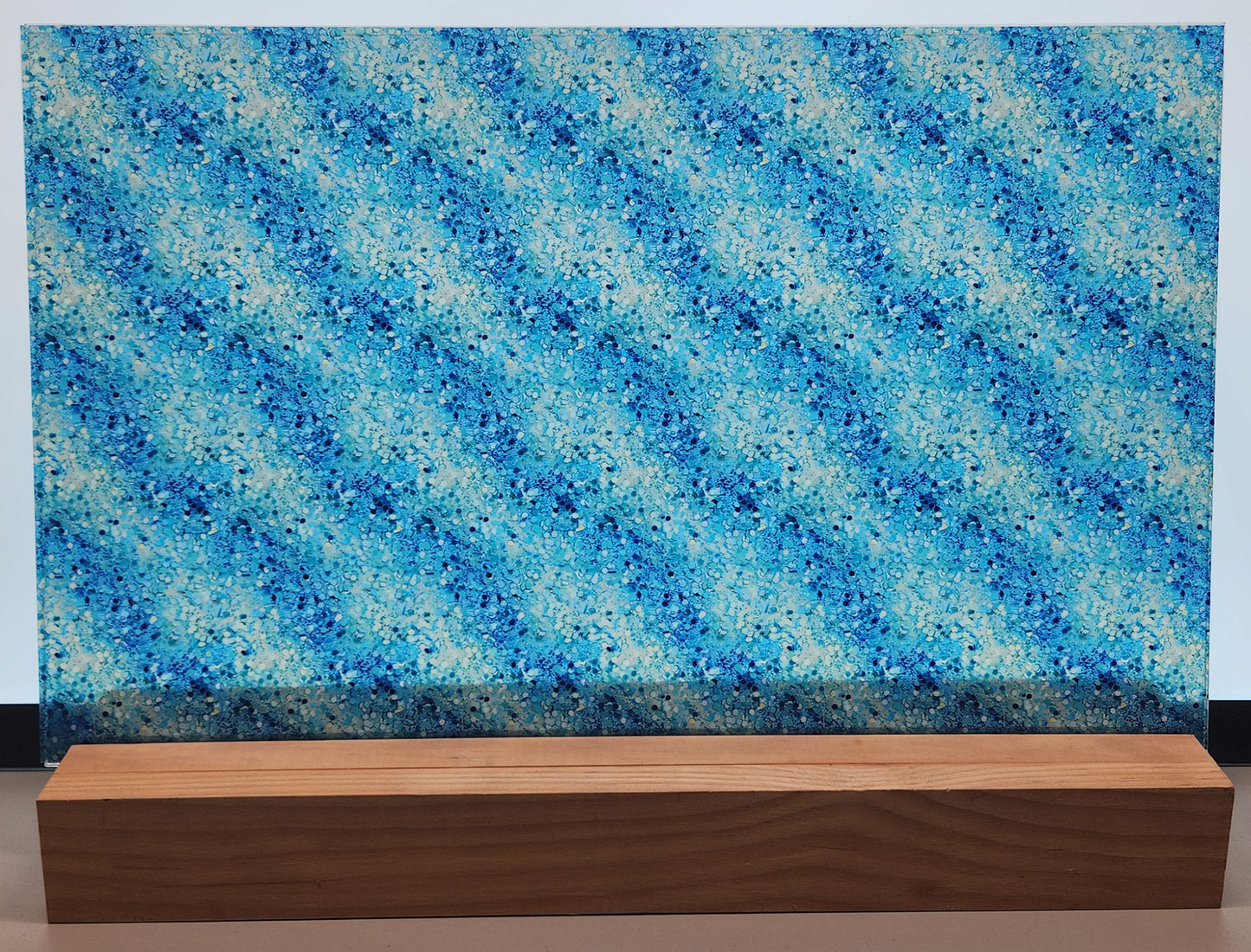 DecoCraft - Iridescent Collection - Sparkling Tides - Ocean Wave Glitter