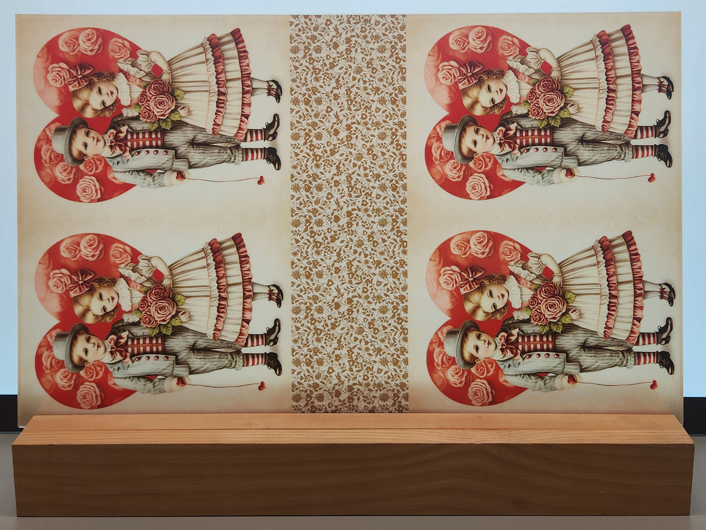 DecoCraft - Vintage Portrait Series - Valentine Portraits - Heartfelt Courtship