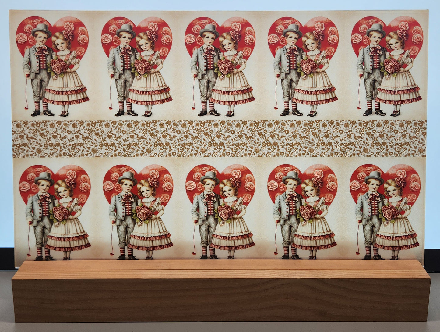 DecoCraft - Vintage Portrait Series - Valentine Portraits - Heartfelt Courtship