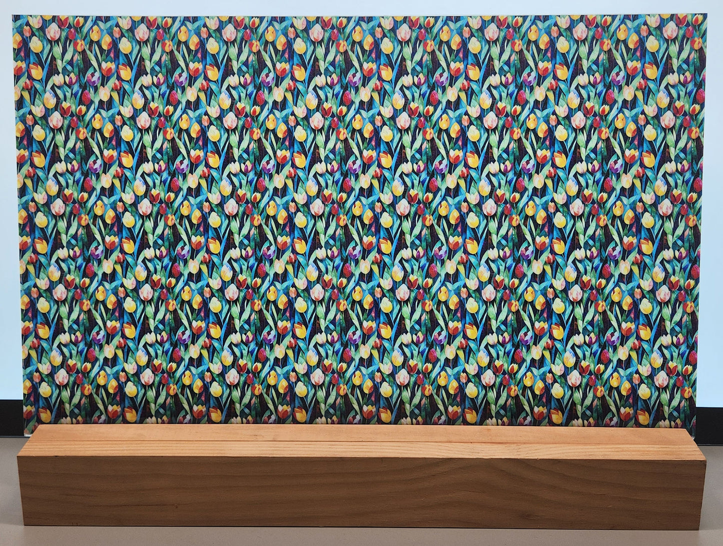 DecoCraft - Spring & Easter - Blooming Tulip Garden