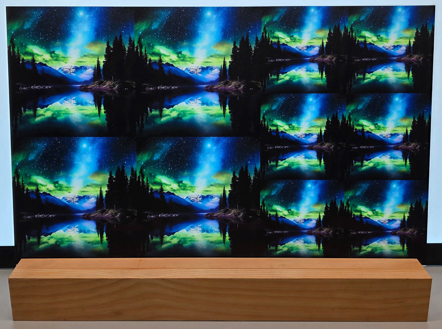 DecoCraft - Scenic Tiles Series - Northern Lights Over the Range