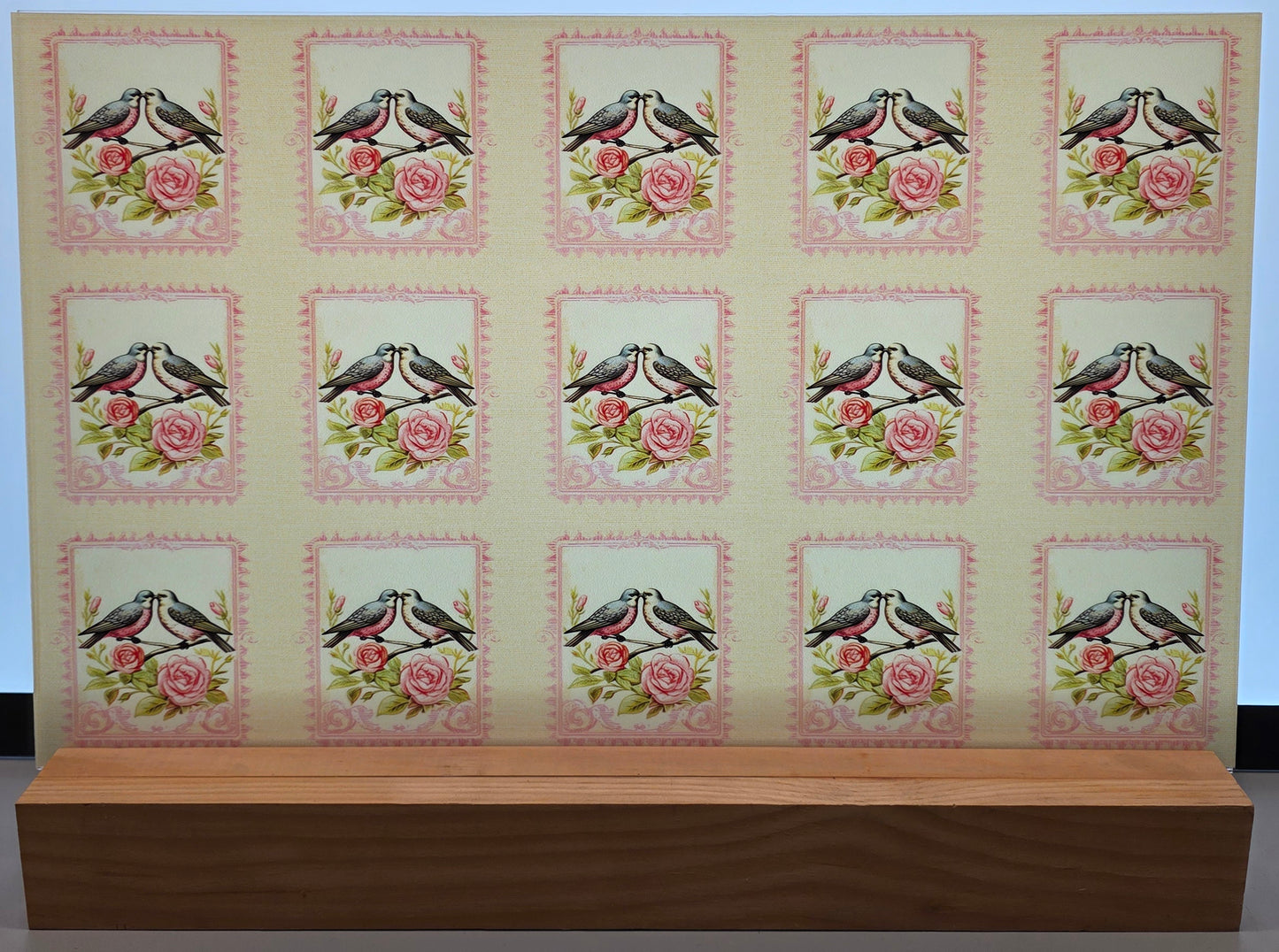 DecoCraft - Stamp Tiles Series - Rose Garden Sweethearts