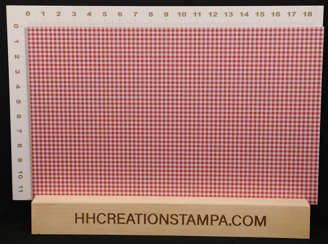 DecoCraft- Americana - American Red Gingham